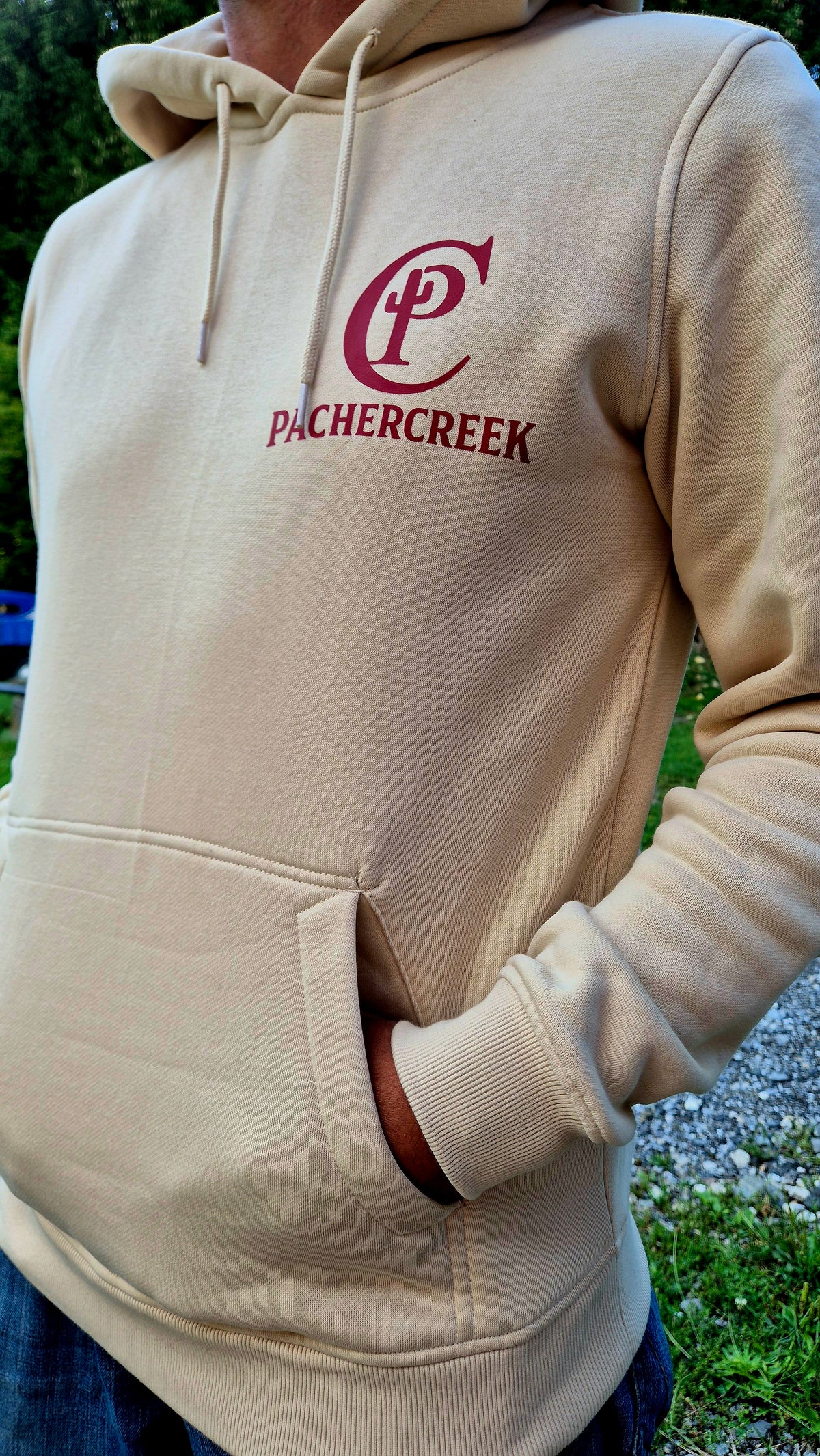 Pachercreek Logo auf der Brust, Hoodie Beige